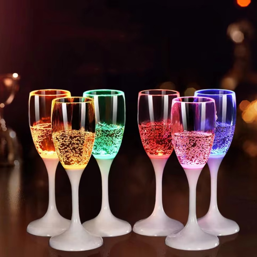 6 Color LED Automatic Flashing - Beer Wine Up recension och pris